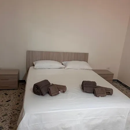 Apartment House Paky